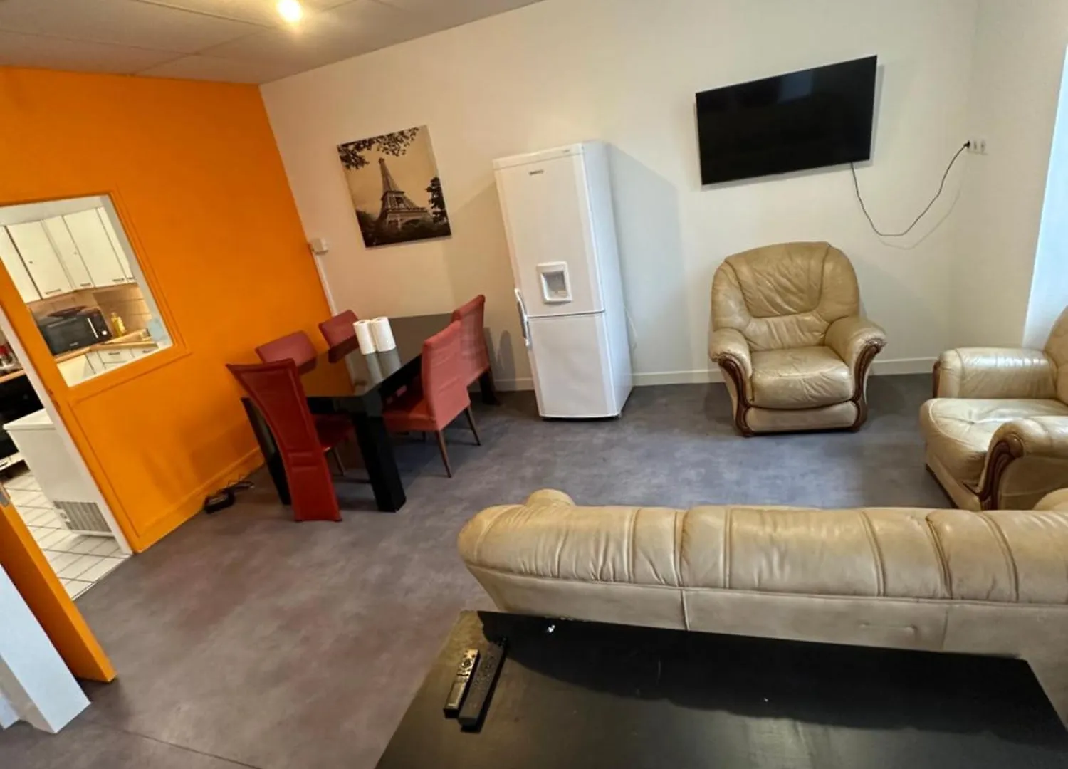 Guest house Chambre Privative Avec Lavabo Gare Sncf Tarbes France