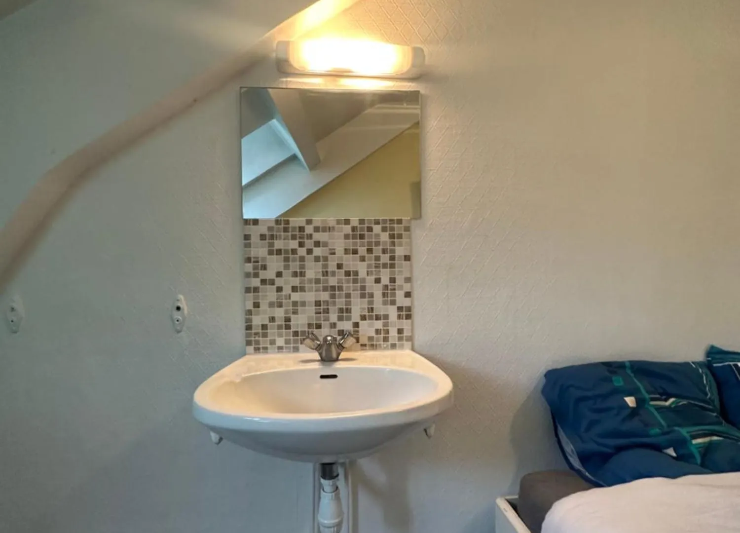 Guest house Chambre Privative Avec Lavabo Gare Sncf Tarbes