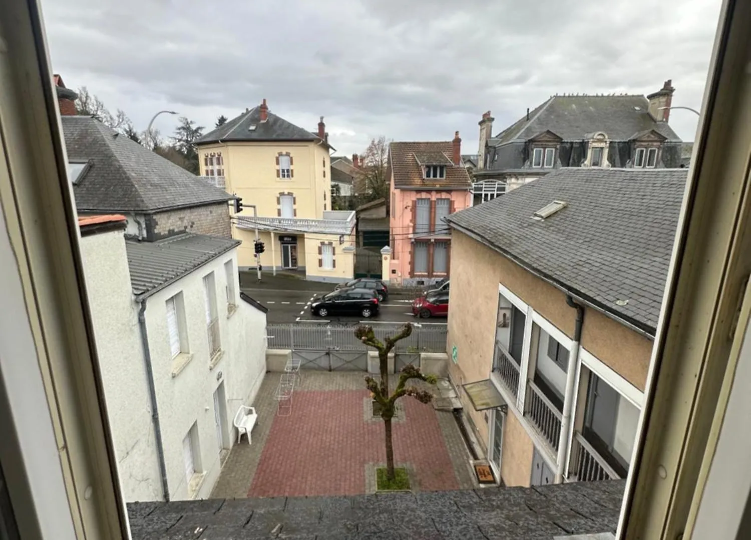 Guest house Chambre Privative Avec Lavabo Gare Sncf Tarbes